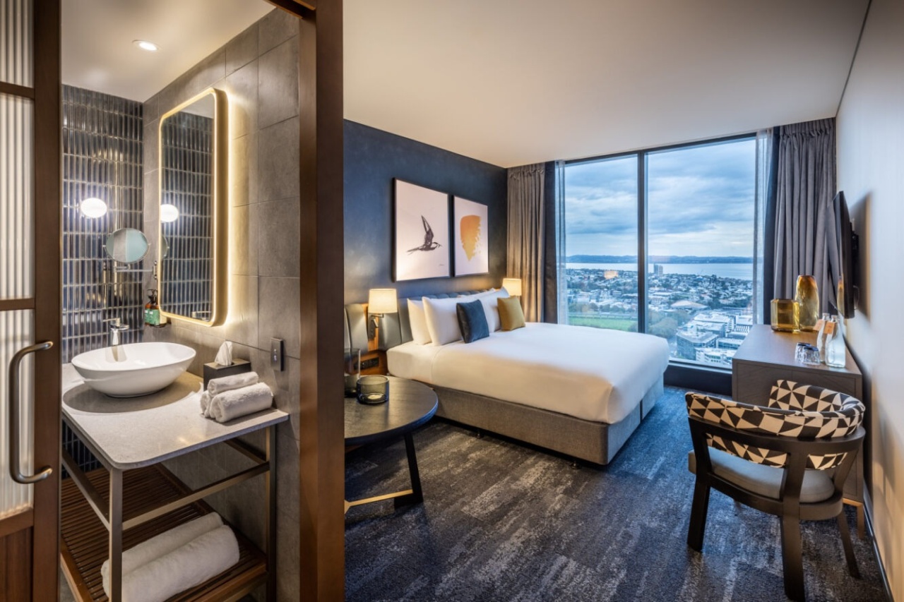 Meet- voco Auckland City Centre Banner 2 King room