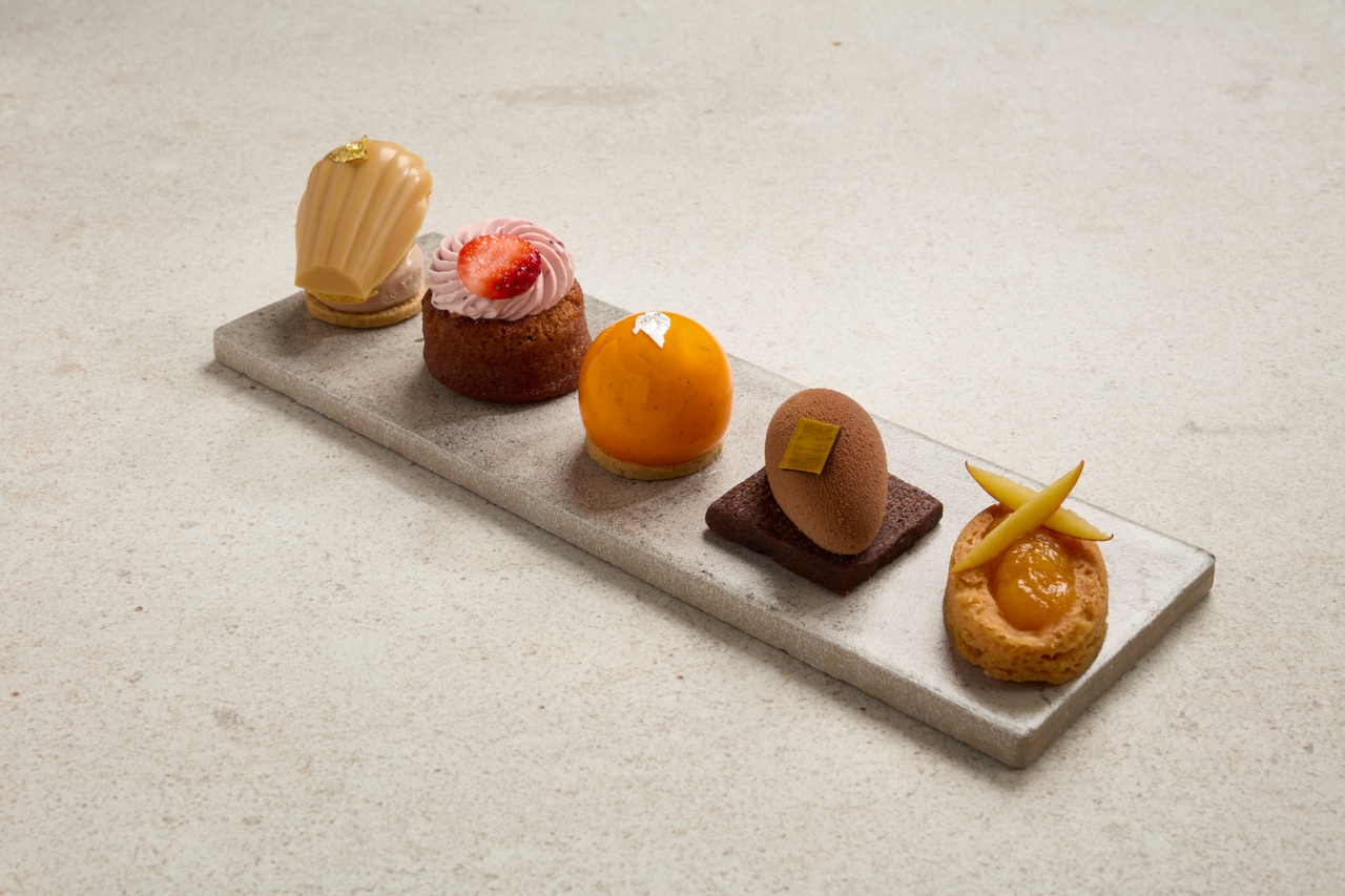 Urban Gourmet - Hero banner 3 Mixed petit fours