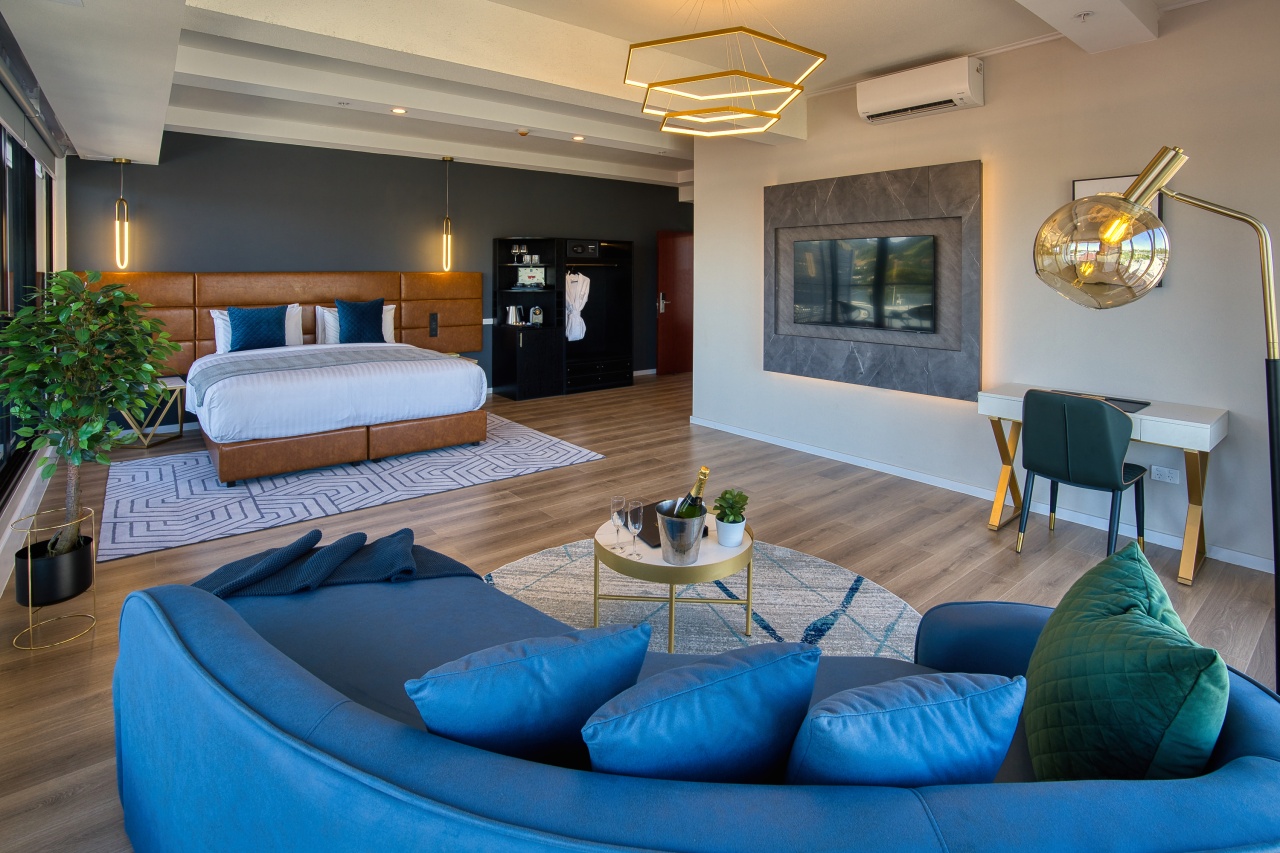 Meet - SOHO Hotel Auckland Banner 1 Suite Room