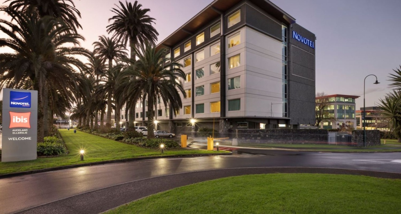 Exterior look at Novotel Auckland Ellerslie hotel
