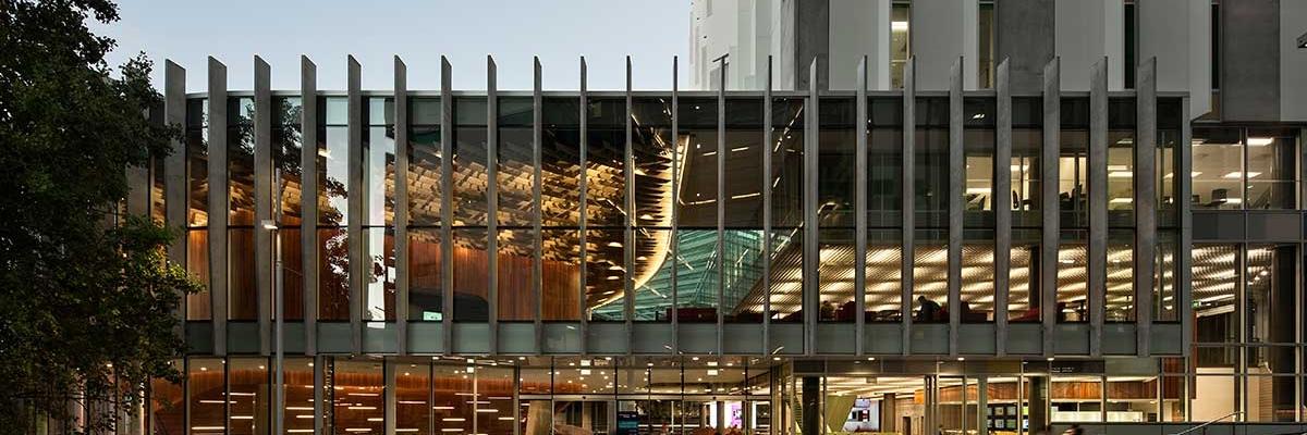 h-AUT-hospitality-services-1 AUT hospitality services - outdoor shot of building