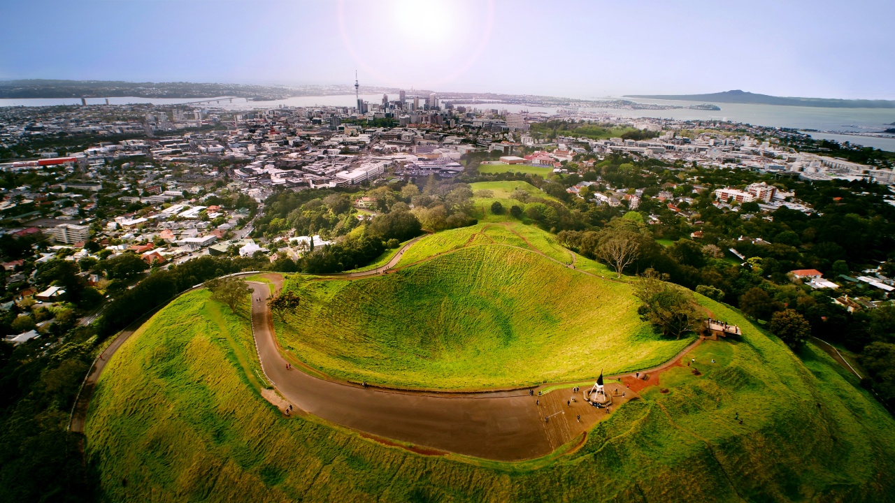 Māori Walking Tour Auckland - Heaven to Earth, Mount Eden Photo of Māori Walking Tour Auckland - Heaven to Earth, Mount Eden, Mount Eden